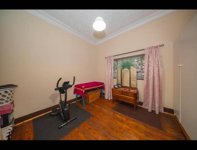 3 BEDROOM HOUSE FOR SALE IN KENSINGTON